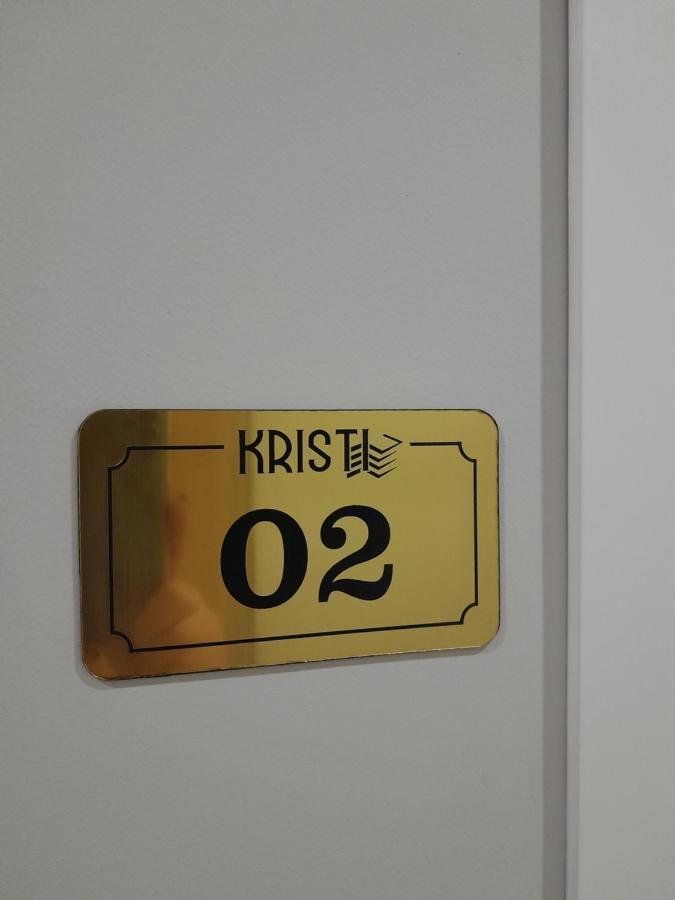 Kristi Apartments 02 Тирана Экстерьер фото