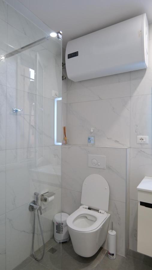 Kristi Apartments 02 Тирана Экстерьер фото