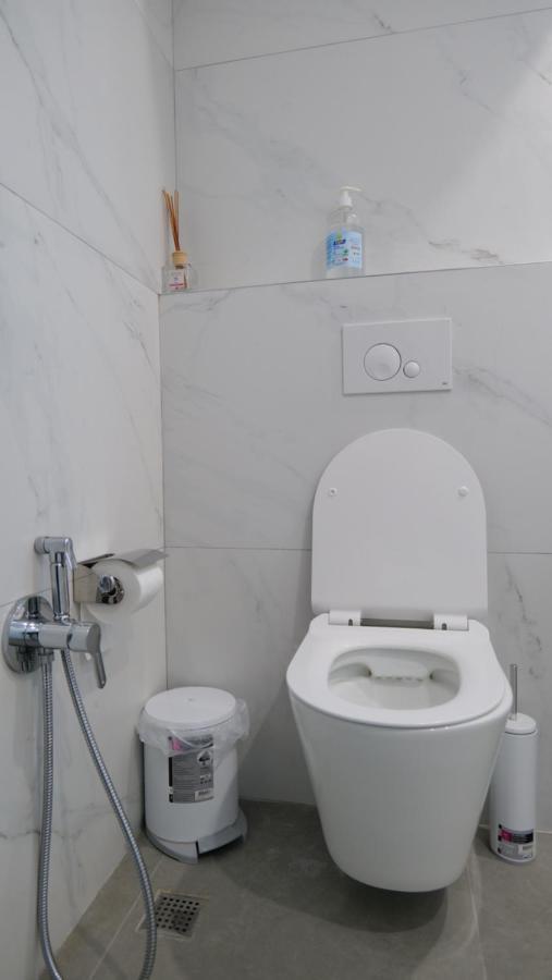 Kristi Apartments 02 Тирана Экстерьер фото