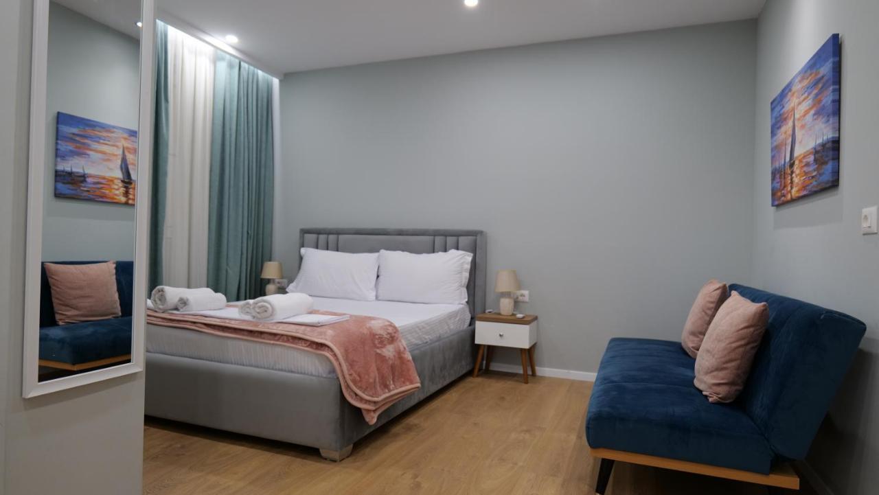 Kristi Apartments 02 Тирана Экстерьер фото