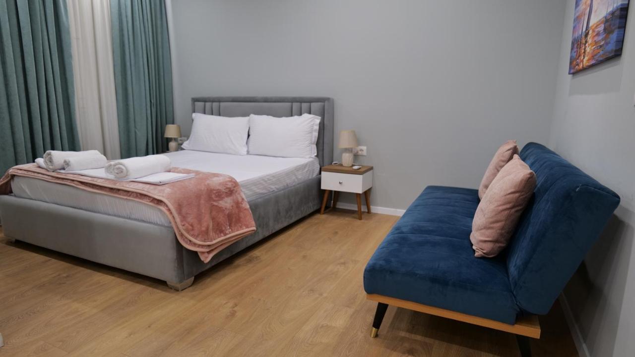 Kristi Apartments 02 Тирана Экстерьер фото